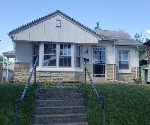 4463 N 36th St, Milwaukee, WI 53209