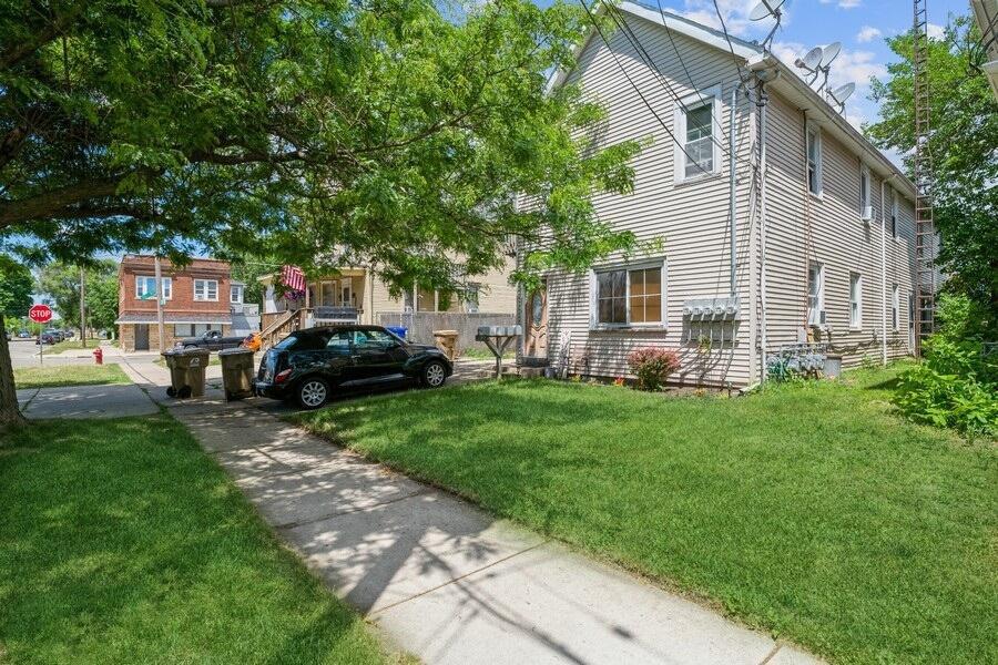 2320 53rd St., Kenosha, WI 53140