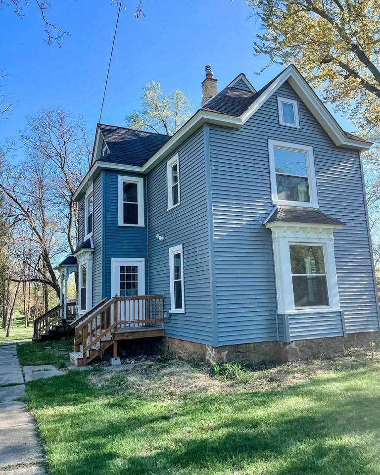 2989 W Main St, East Troy, WI 53120