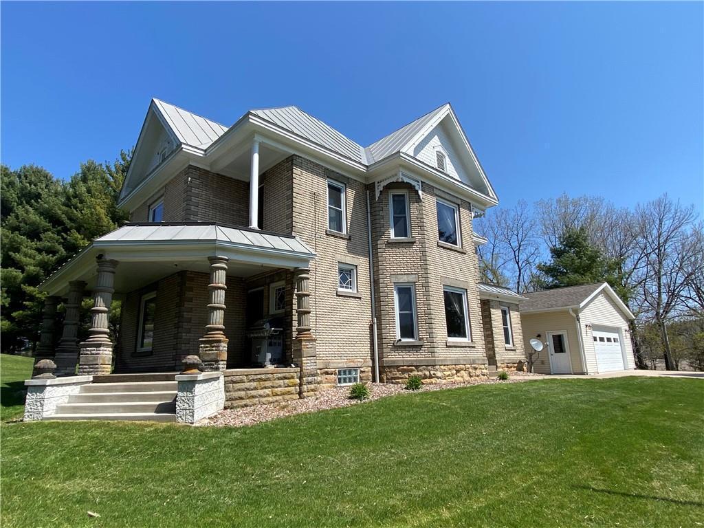 N24416 County Road D, Ettrick, WI 54627