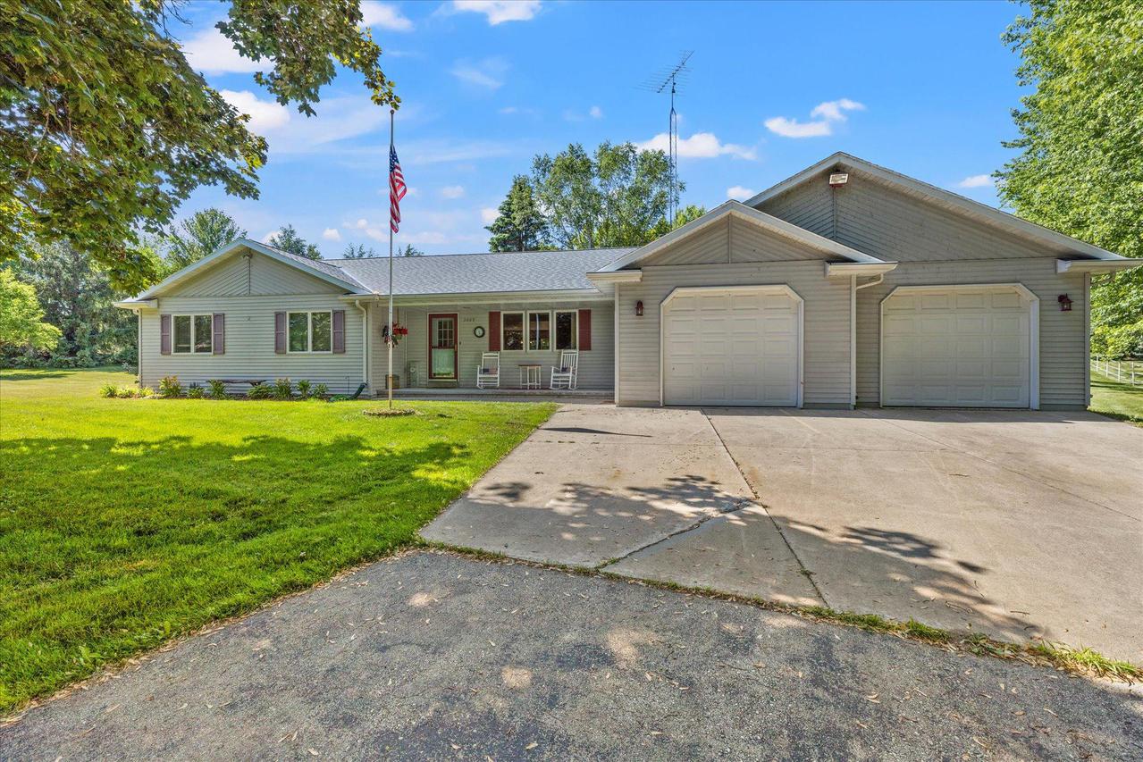 W3069 Elmore Dr., Ashford, WI 53010