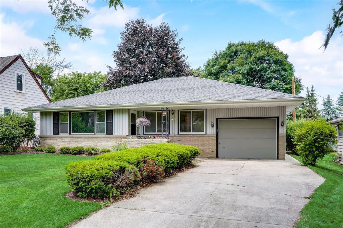 11024 W Wells St., Wauwatosa, WI 53226