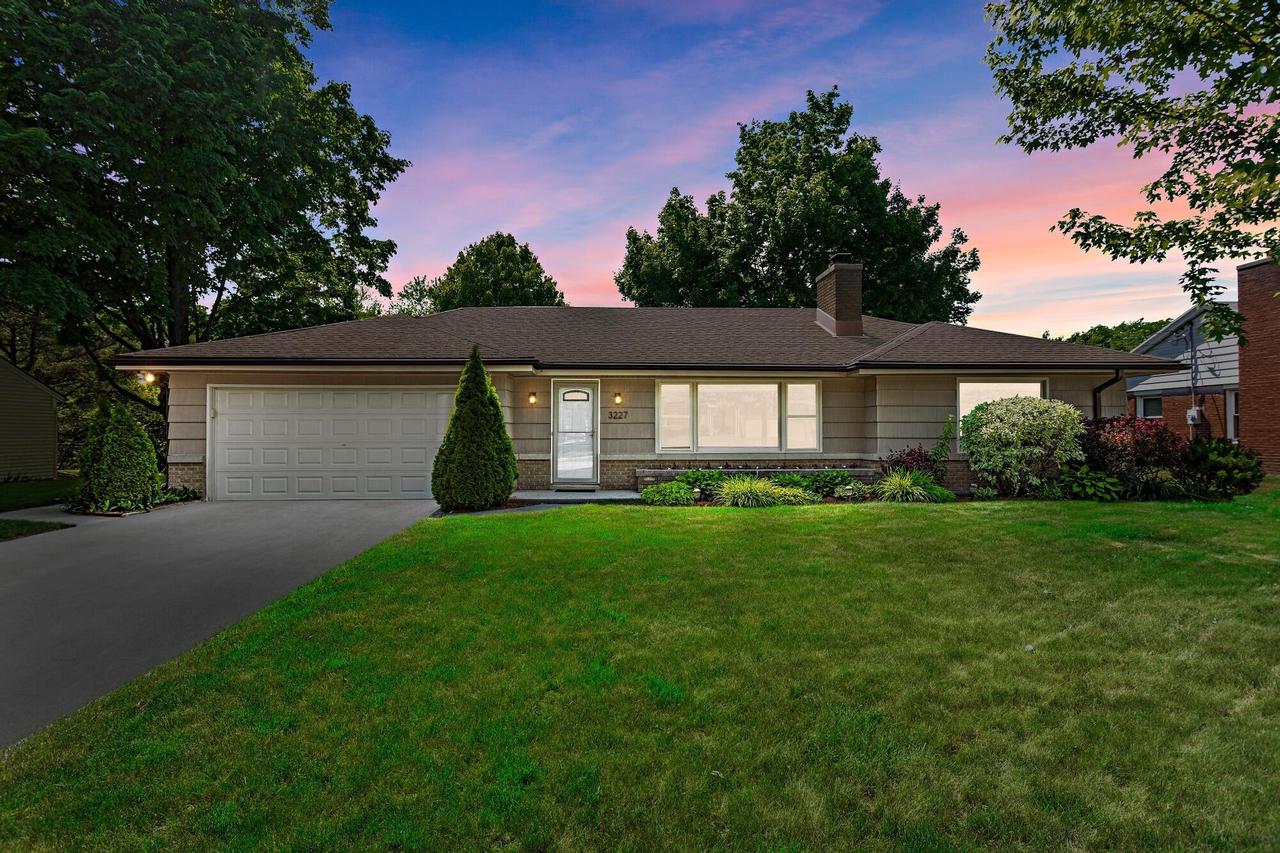 3227 N 106th St., Wauwatosa, WI 53222