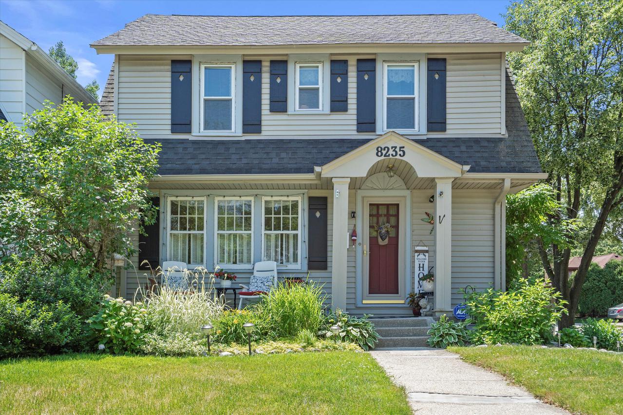 8235 Gridley Ave., Wauwatosa, WI 53213