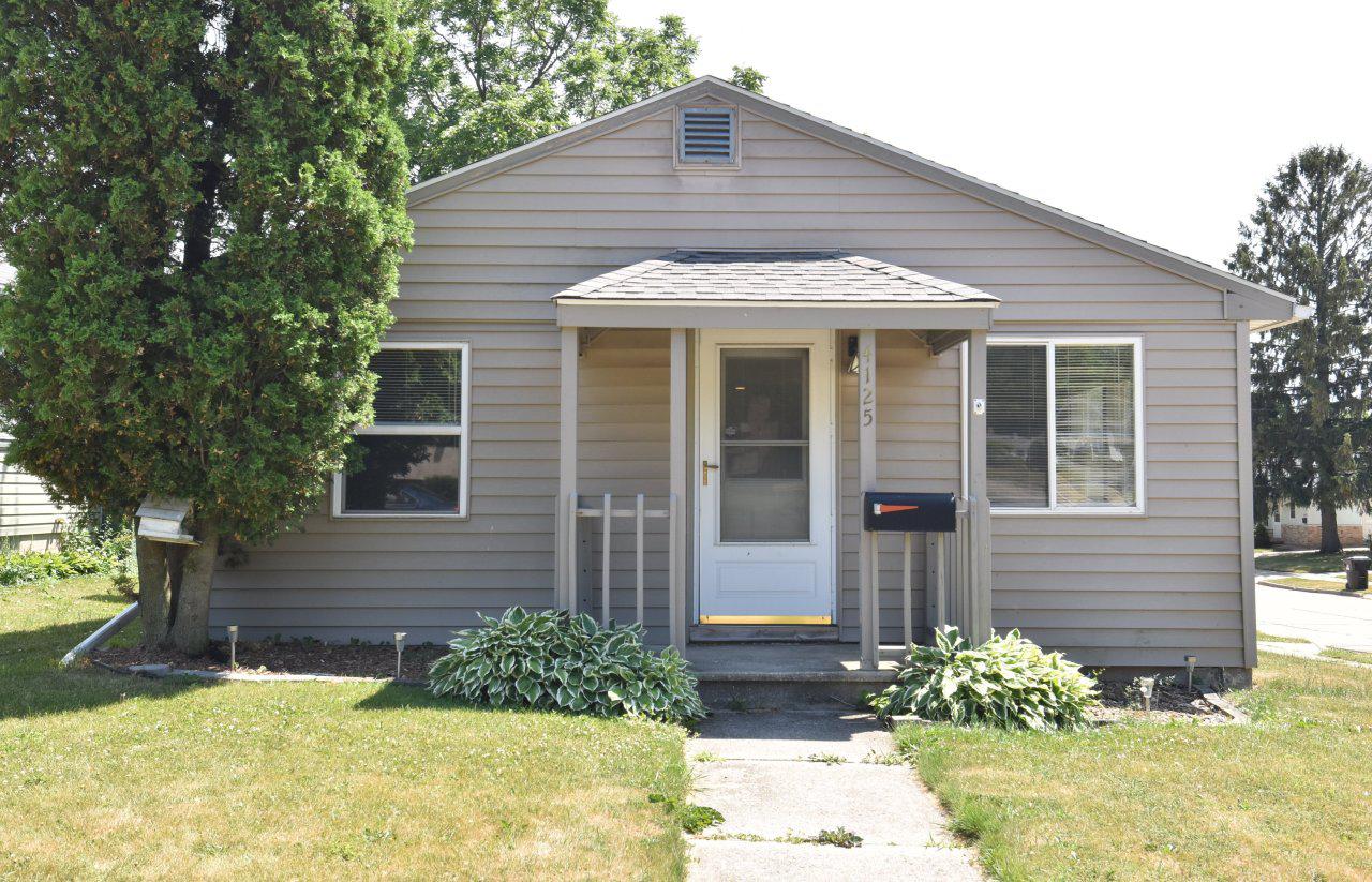 4125 Wright Ave., Racine, WI 53405