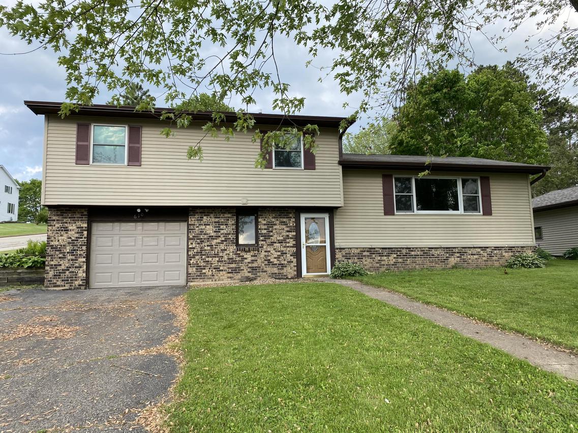 610 Enderby St, Wilton, WI 54670
