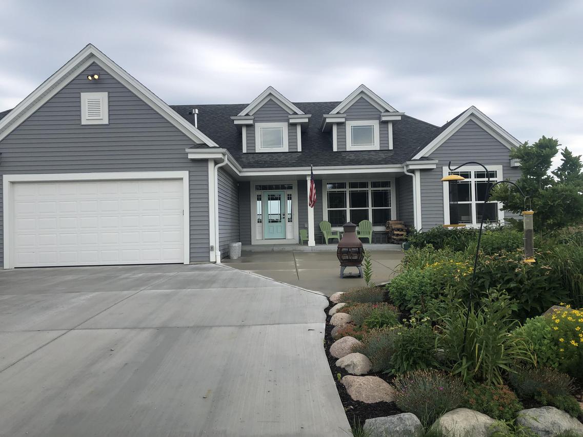 W329N7668 West Shore Dr., Hartland, WI 53029