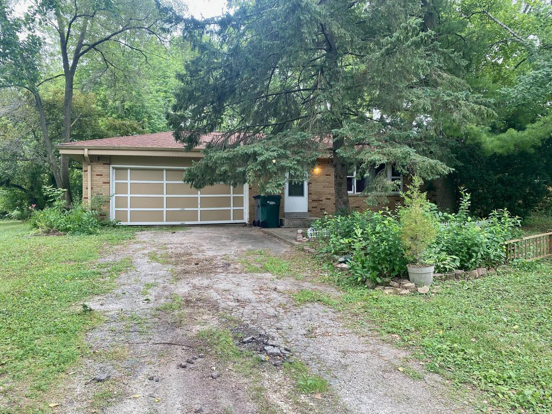 17615 W Rogers Dr., New Berlin, WI 53146