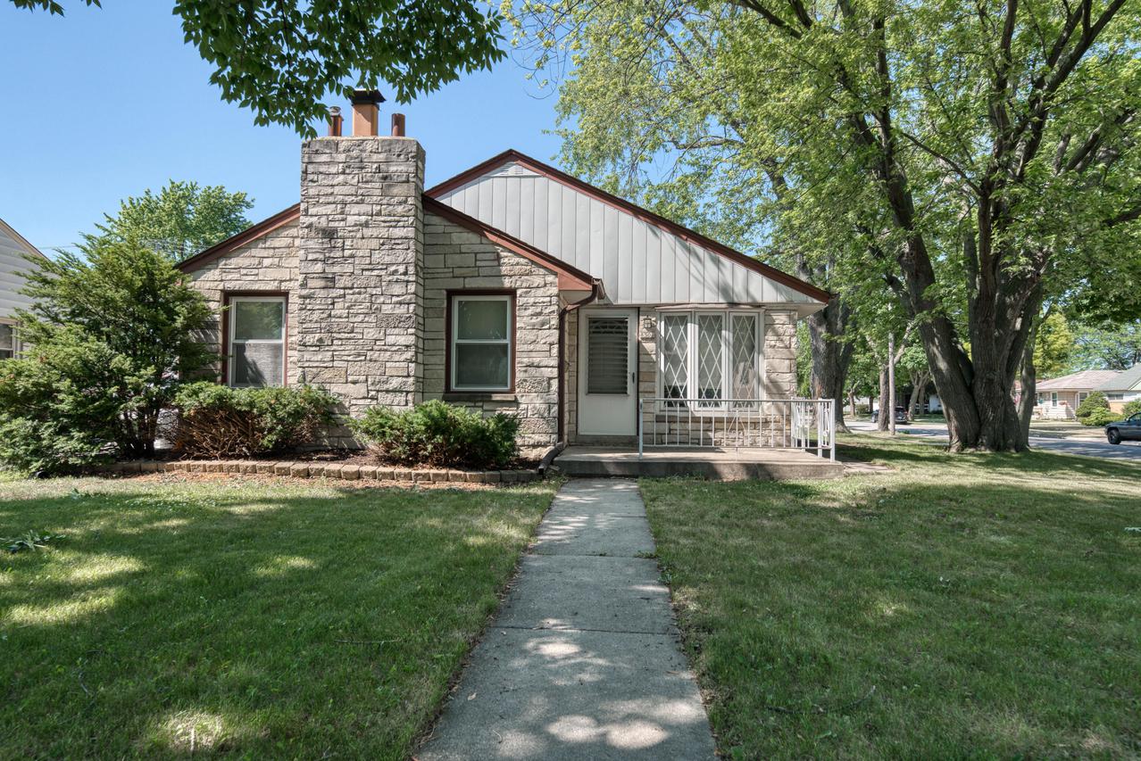 8500 W Morgan Ave., Milwaukee, WI 53228