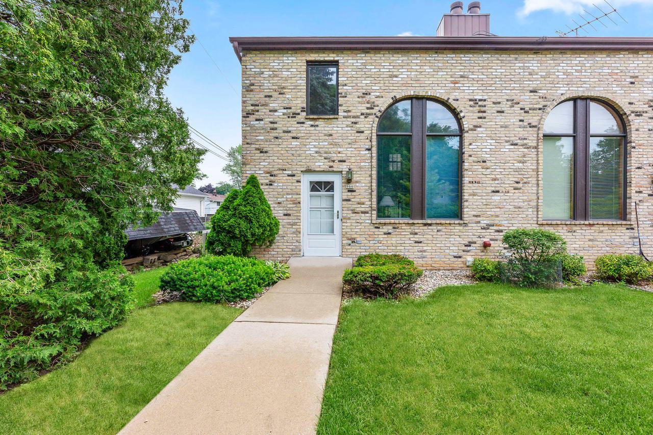 966 N 124th St., Wauwatosa, WI 53226