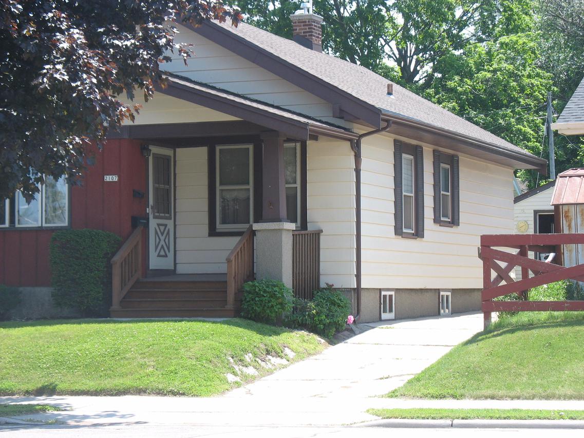 2107 Franklin St., Manitowoc, WI 54220
