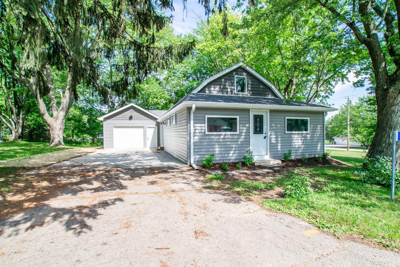 N3386 Club House Dr., Geneva, WI 53147
