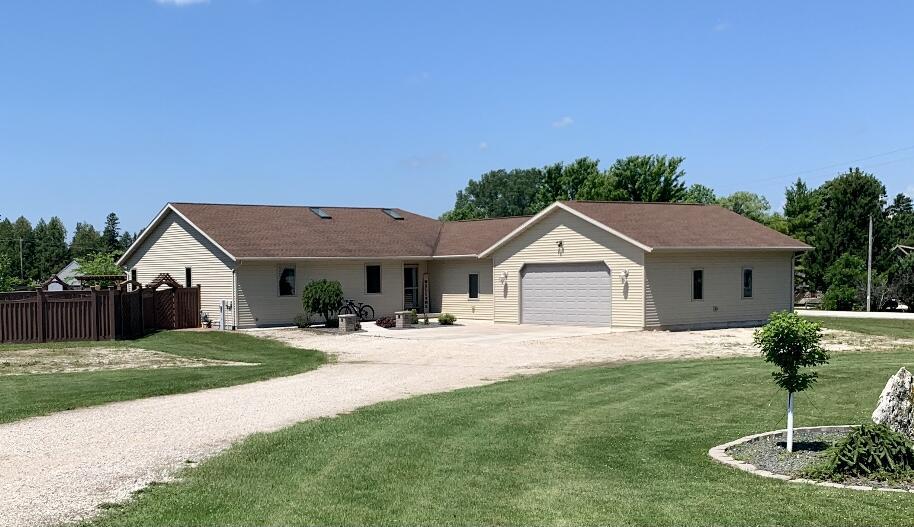 14908 Steinthal Rd., Schleswig, WI 53042