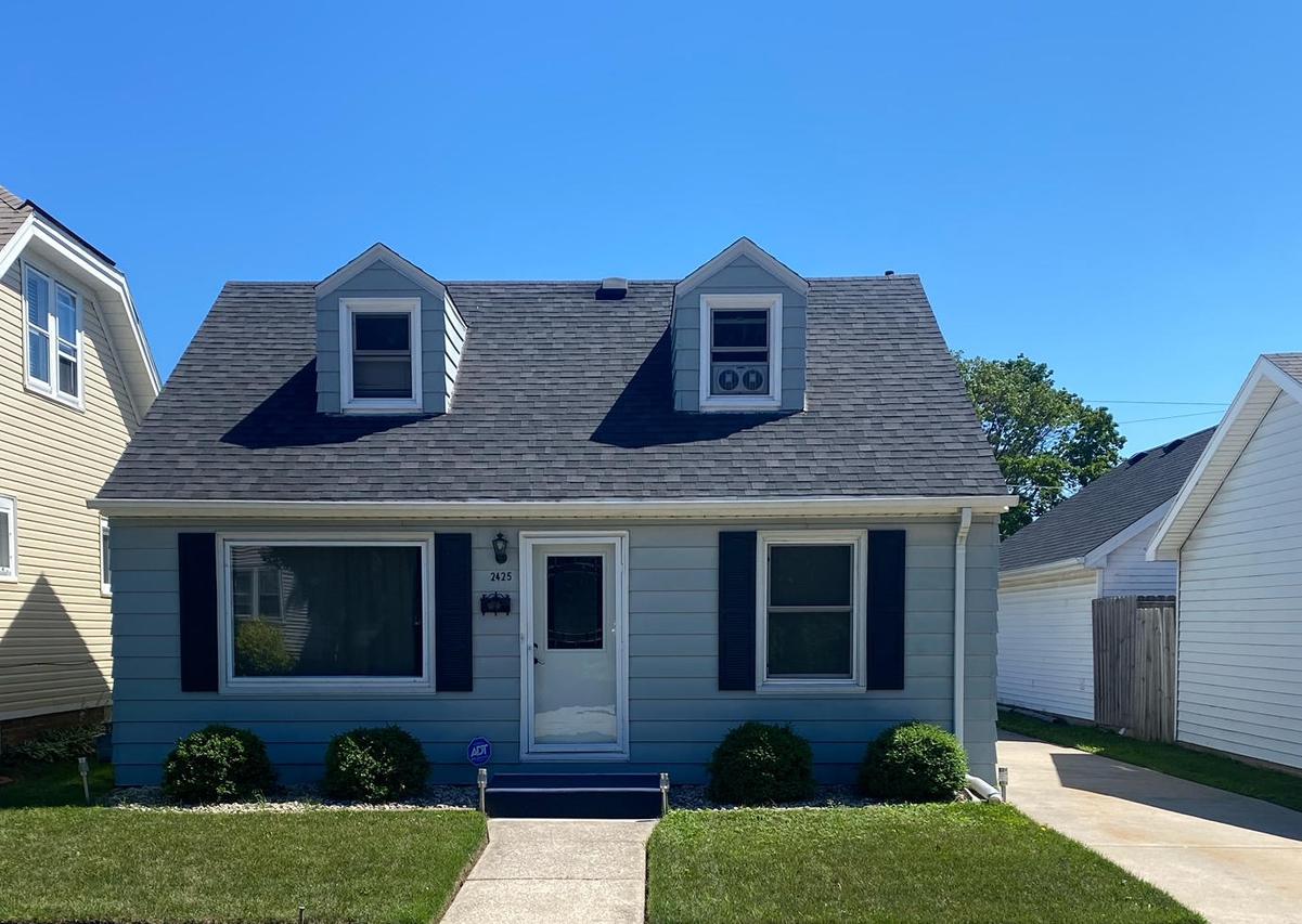 2425 Arlington Ave., Racine, WI 53403