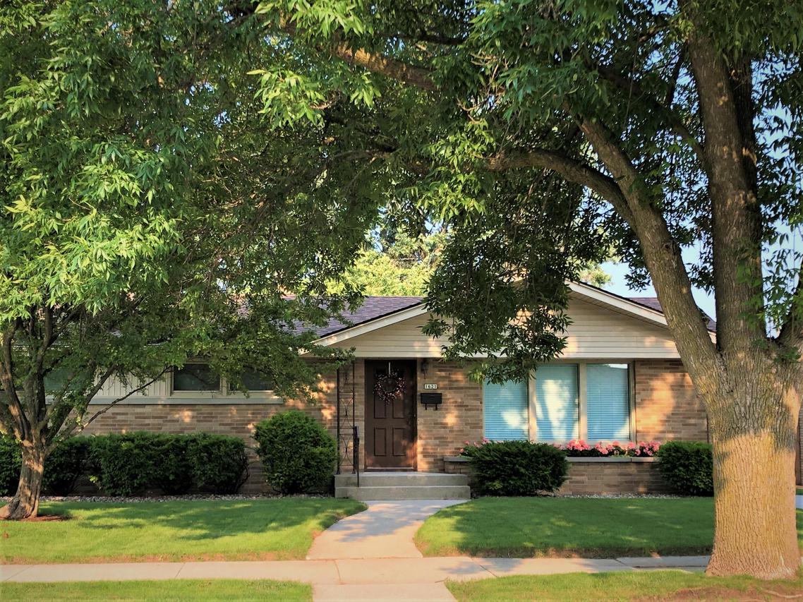 1621 S 23rd St., Sheboygan, WI 53081