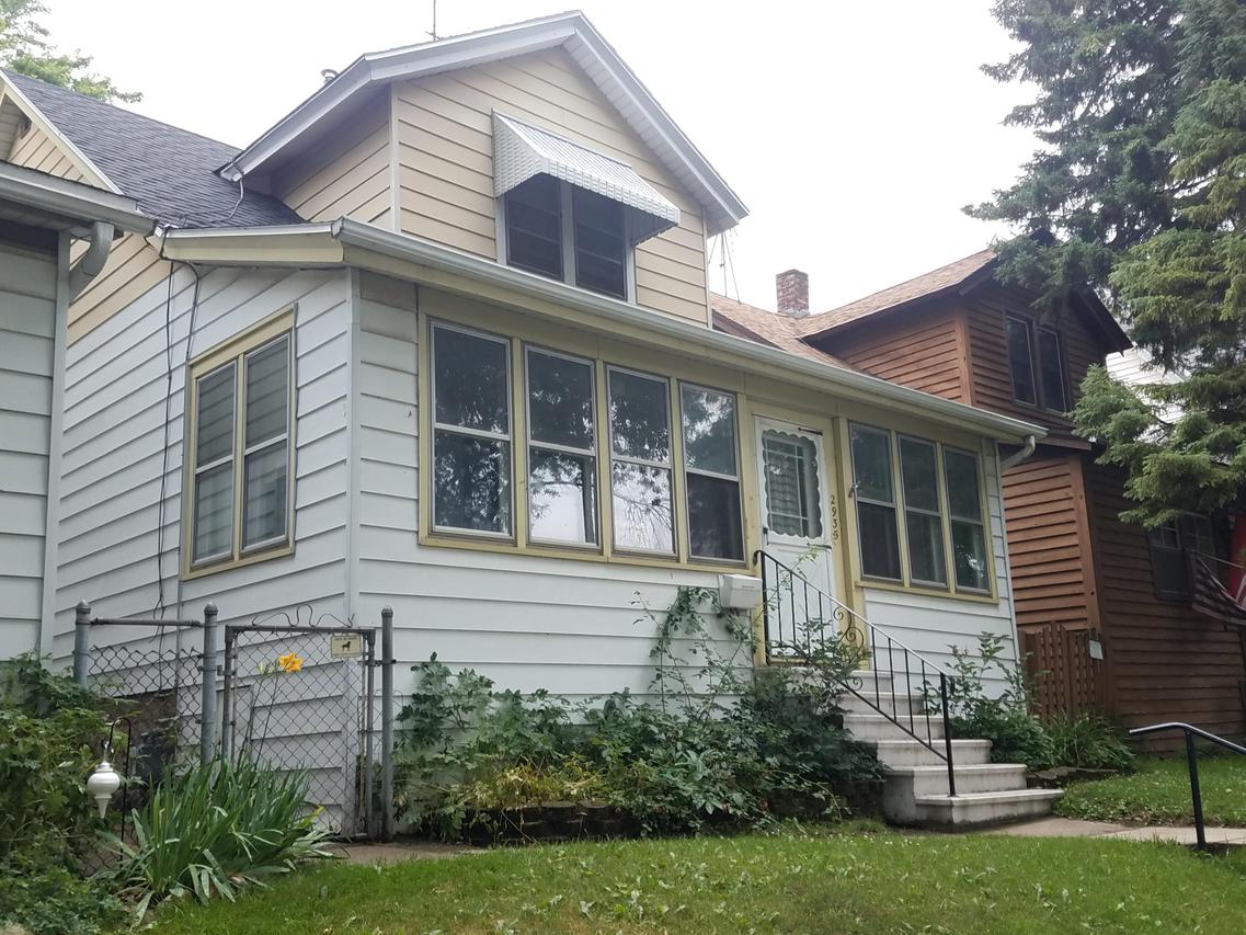 2935 S Clement Ave., Milwaukee, WI 53207