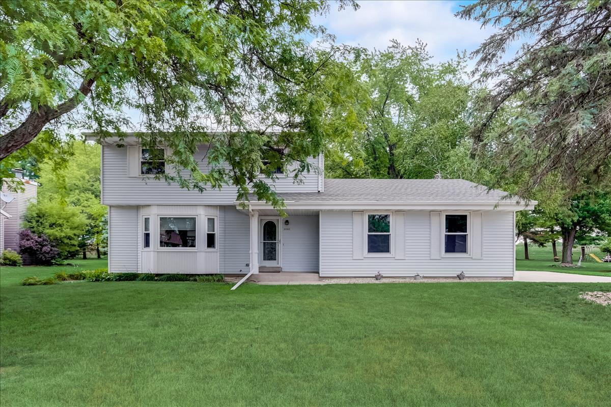 2008 Lilly St, East Troy, WI 53120