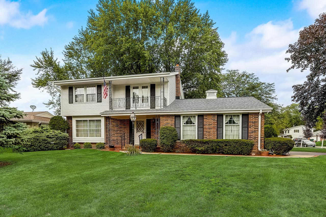 13800 W Graham St., New Berlin, WI 53151
