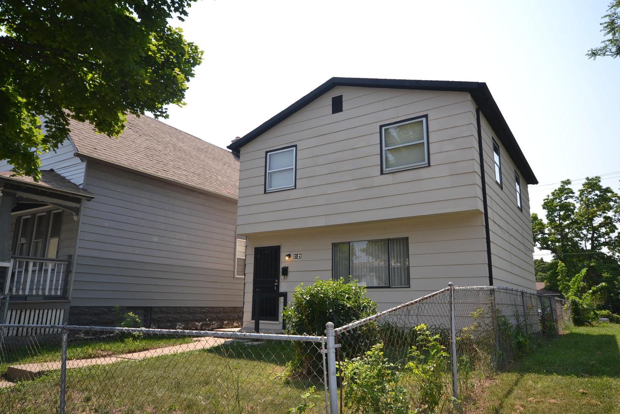 1921 W Galena St., Milwaukee, WI 53205