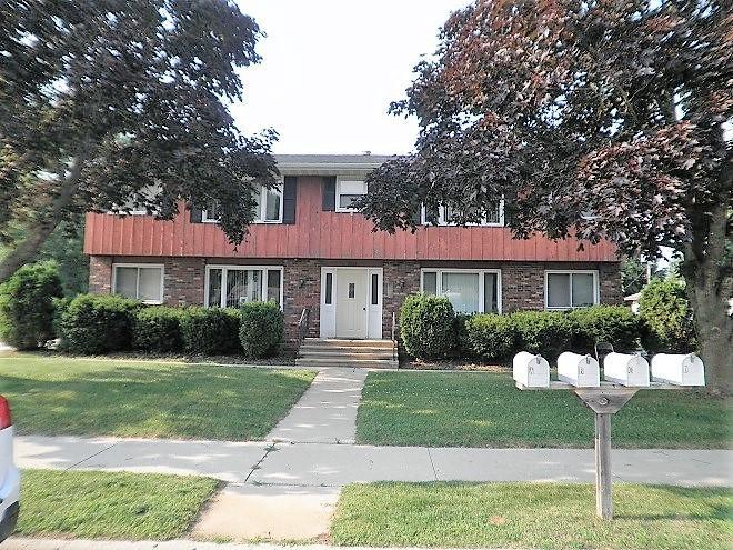 2922 39th St, Two Rivers, WI 54241