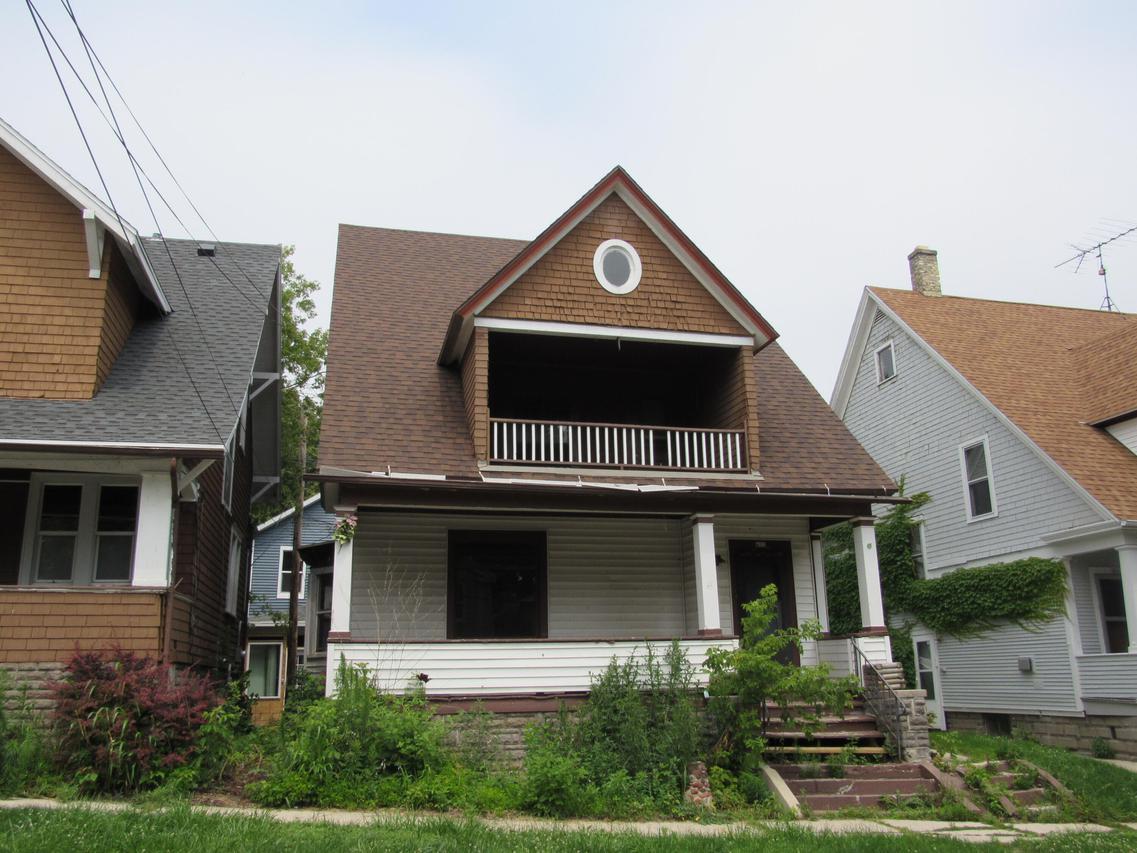 422 Washington Ct., Sheboygan, WI 53081