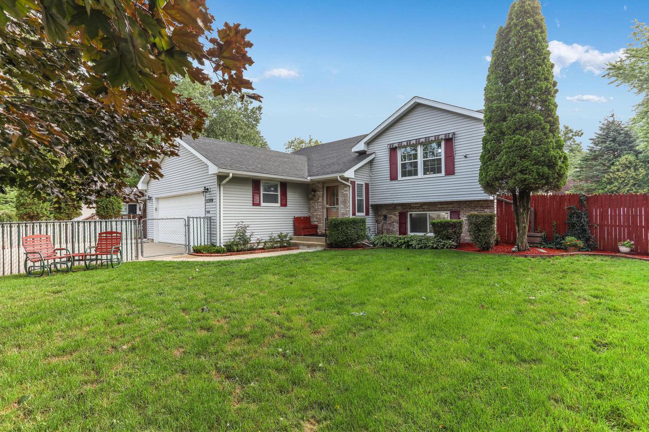 11309 9th Ave, Pleasant Prairie, WI 53158