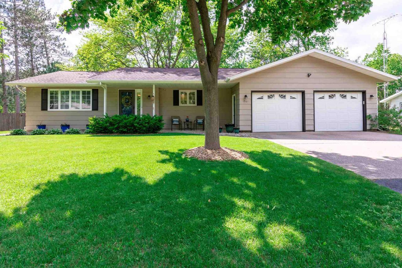 1961 Green Tree Drive Plover, Plover, WI 54467