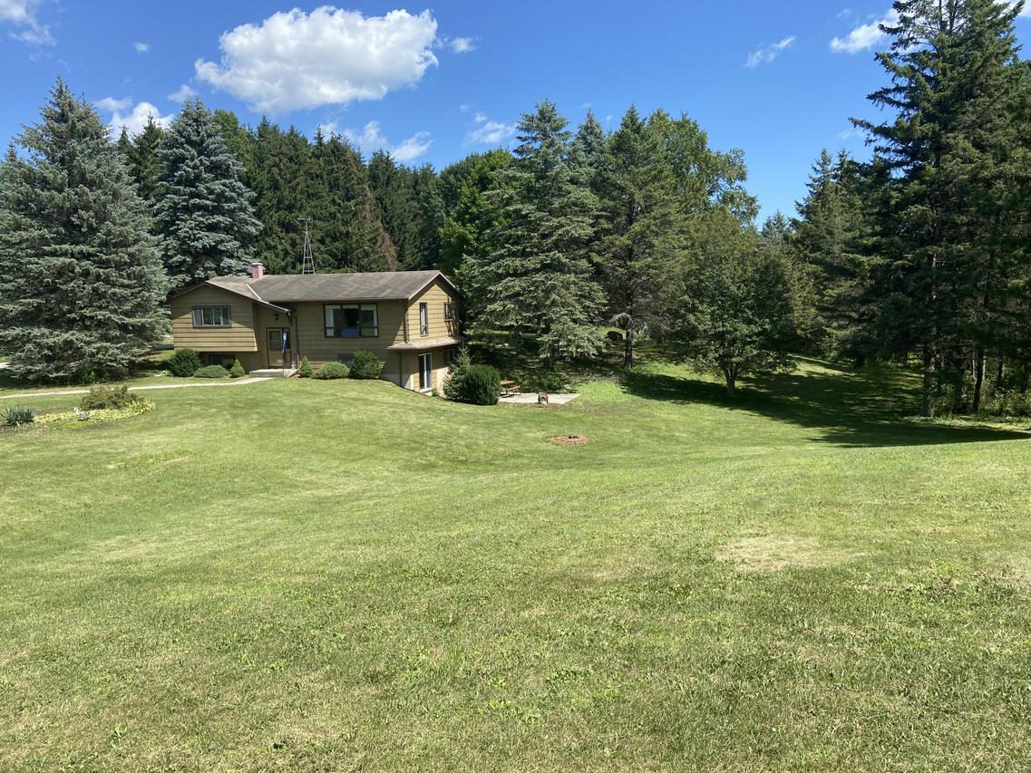 3011 Gass Lake Rd., Newton, WI 54220