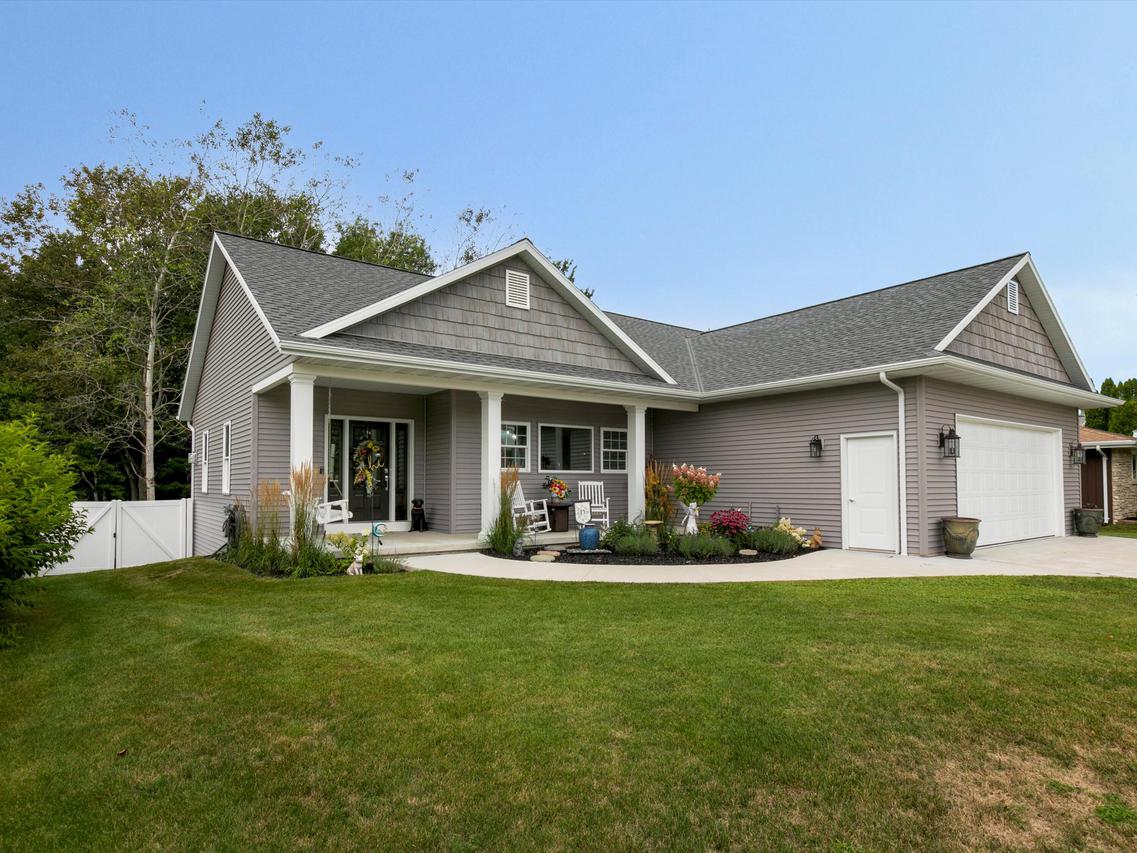 3910 Martin Ln., Two Rivers, WI 54241