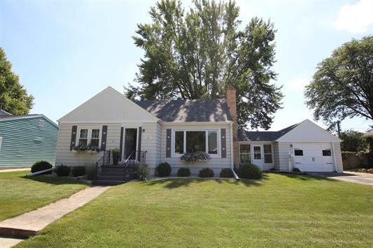 294 14th St., Fond Du Lac, WI 54935