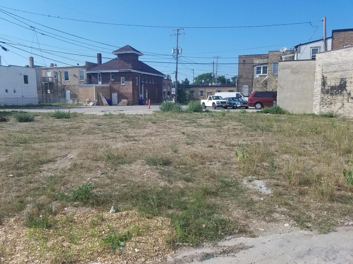 2208 Roosevelt Rd., Kenosha, WI 53142