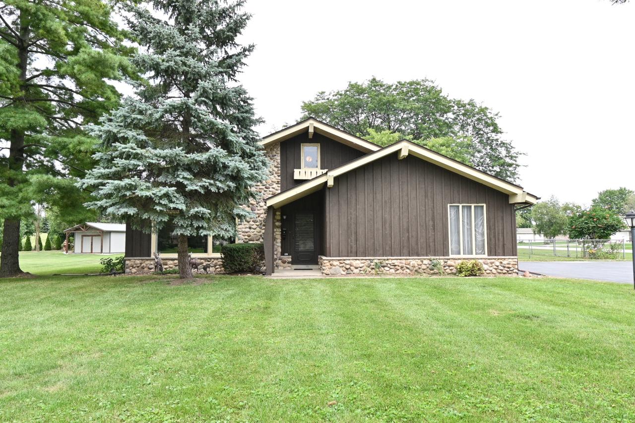 N72W24836 Good Hope Rd., Lisbon, WI 53089