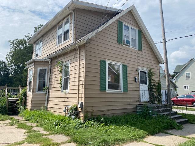 2411 61st St., Kenosha, WI 53143