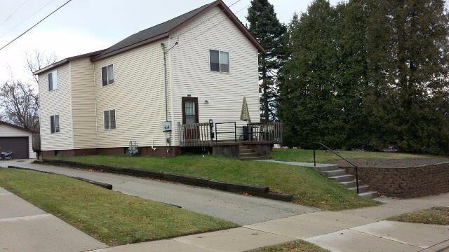 1913 S 14th St., Manitowoc, WI 54220