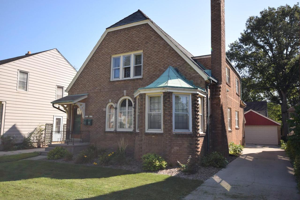 2620 N 73rd St. #2622, Wauwatosa, WI 53213