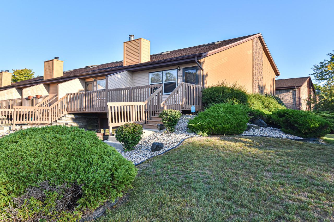 3740 Cheyenne Ct., Caledonia, WI 53402