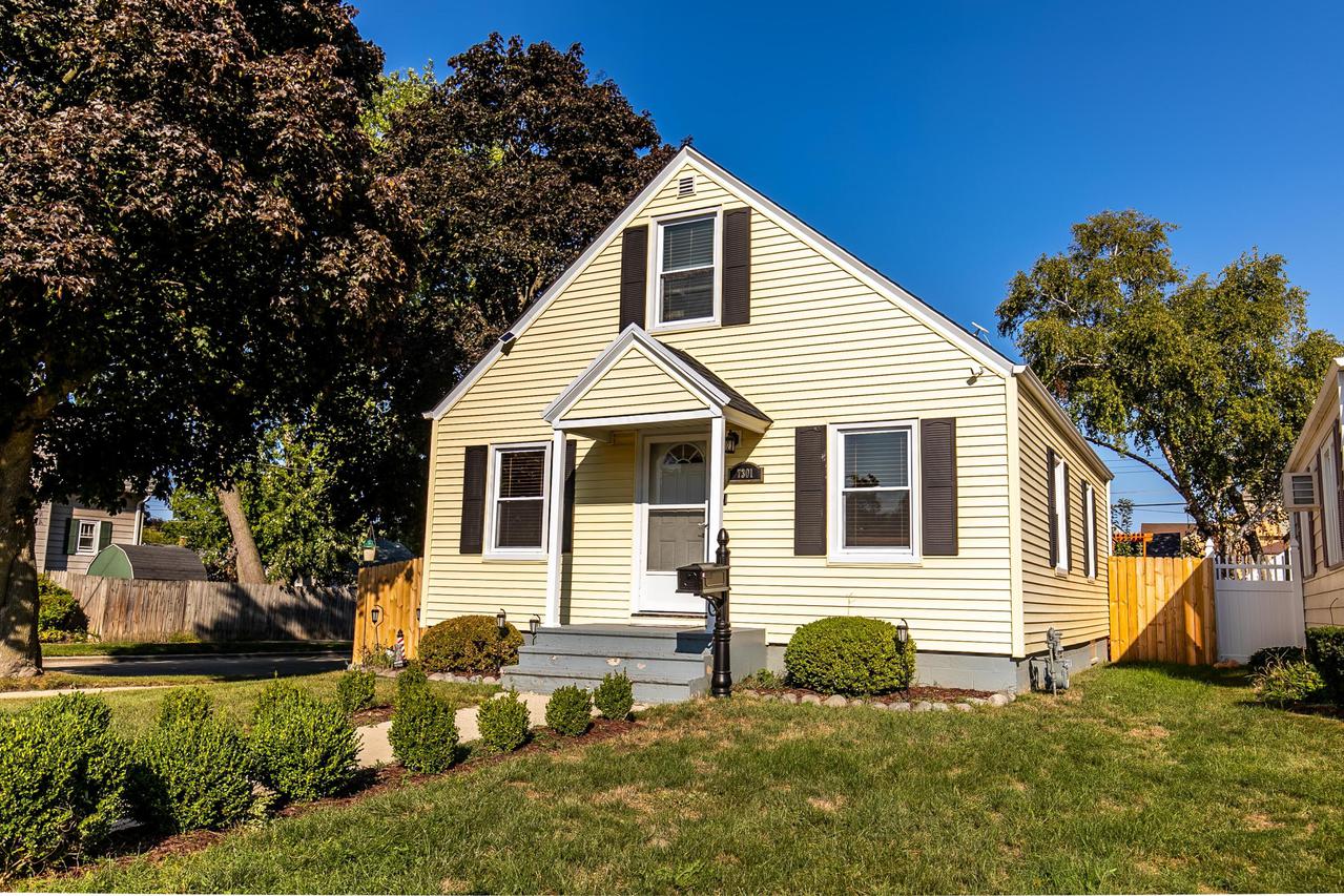 7301 41st Ave., Kenosha, WI 53142