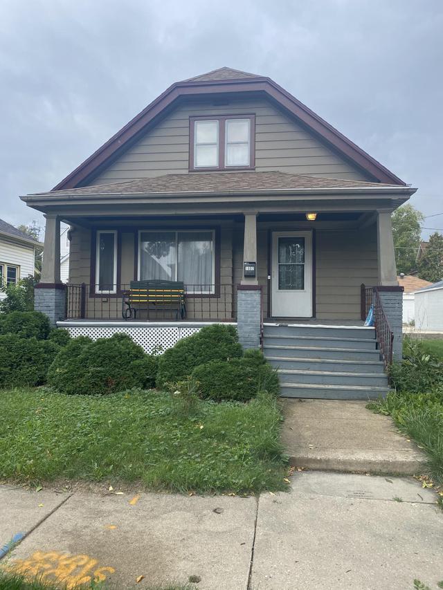 1807 S 64th St., West Allis, WI 53214