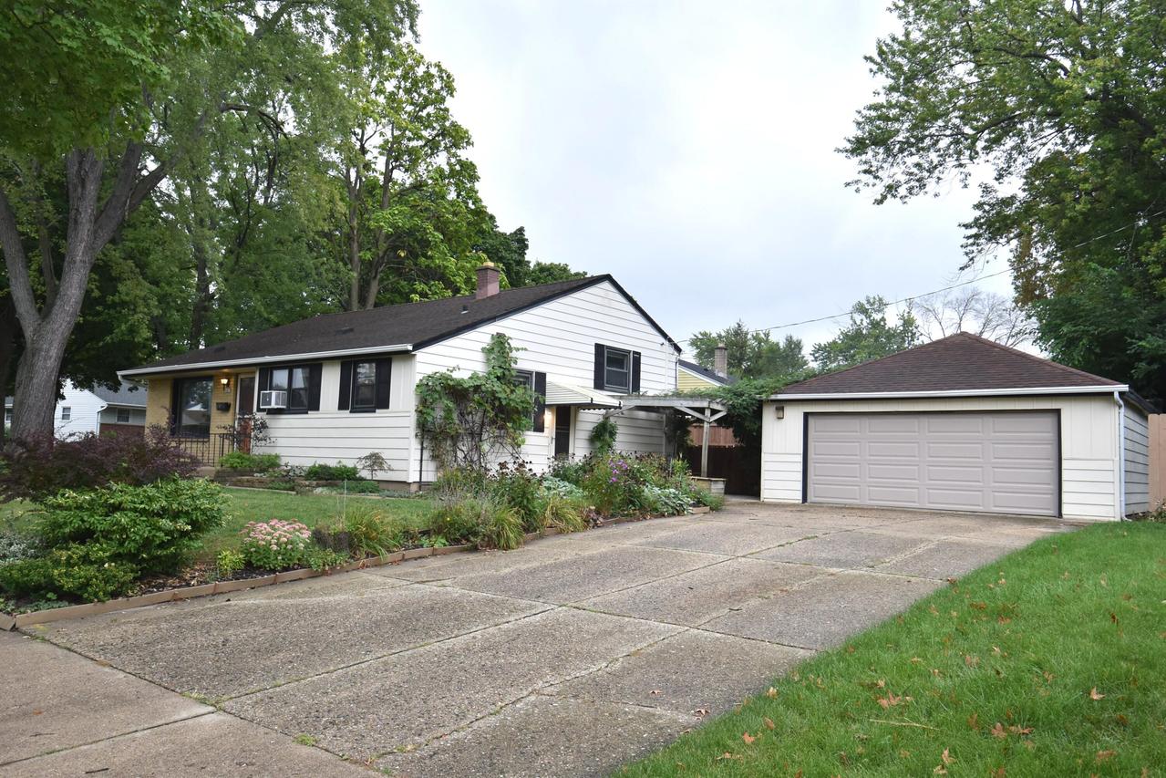 9607 W Melvina St, Milwaukee, WI 53222