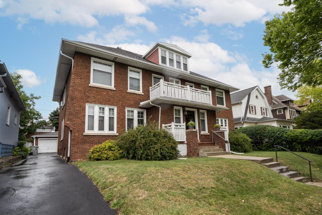 1821 N 47th St, Milwaukee, WI 53208