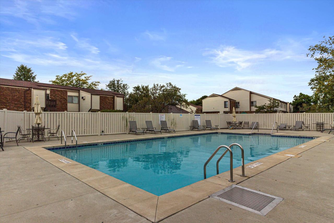 1429 29th Ct, Kenosha, WI 53140