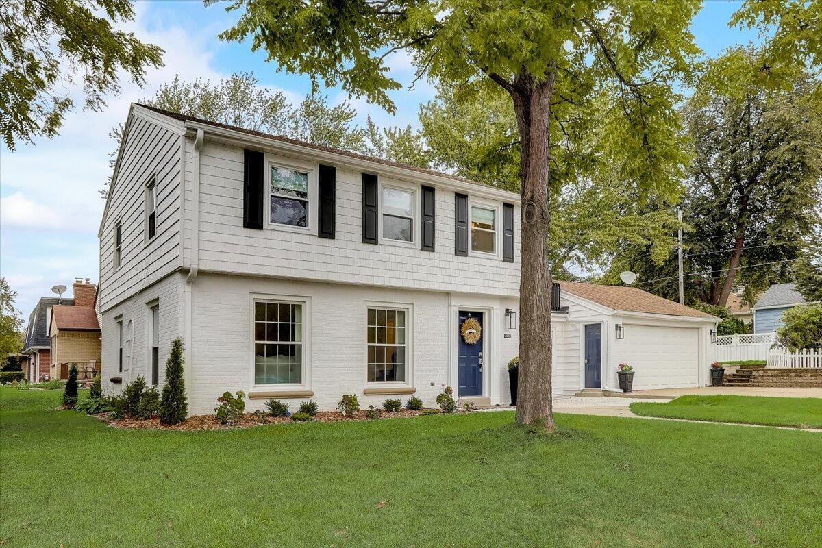 9530 W Auer Ave., Milwaukee, WI 53222