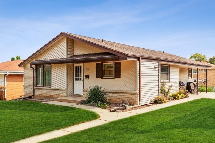 3352 S 85th St, Milwaukee, WI 53227