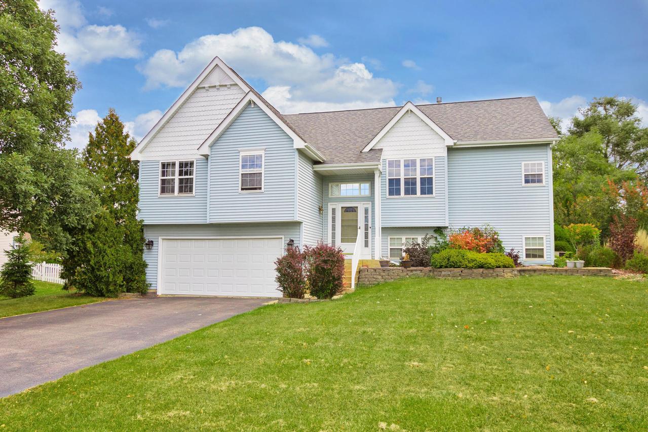 12625 259th Ave, Salem Lakes, WI 53179