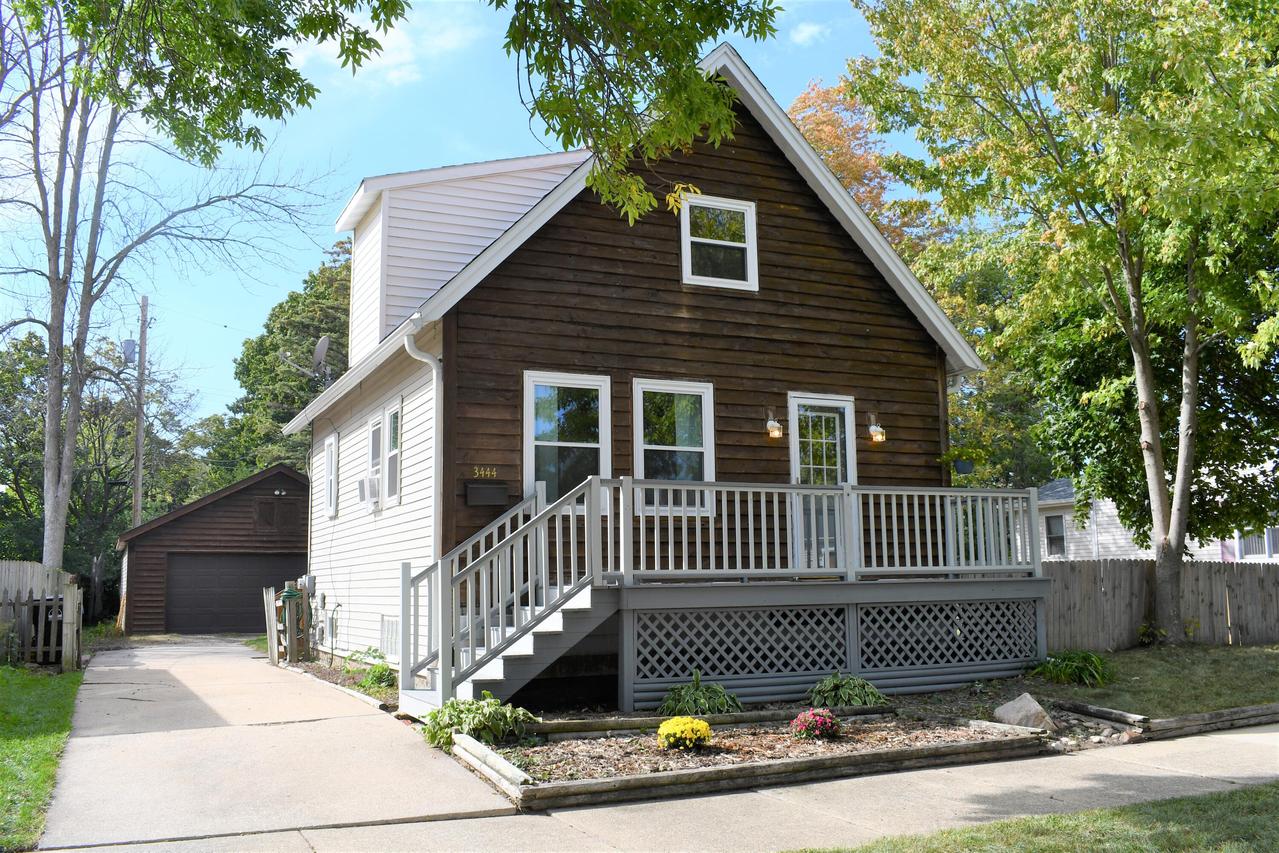 3444 4th Ave, Racine, WI 53402