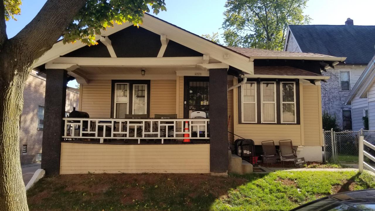 4321 W Wright St, Milwaukee, WI 53210