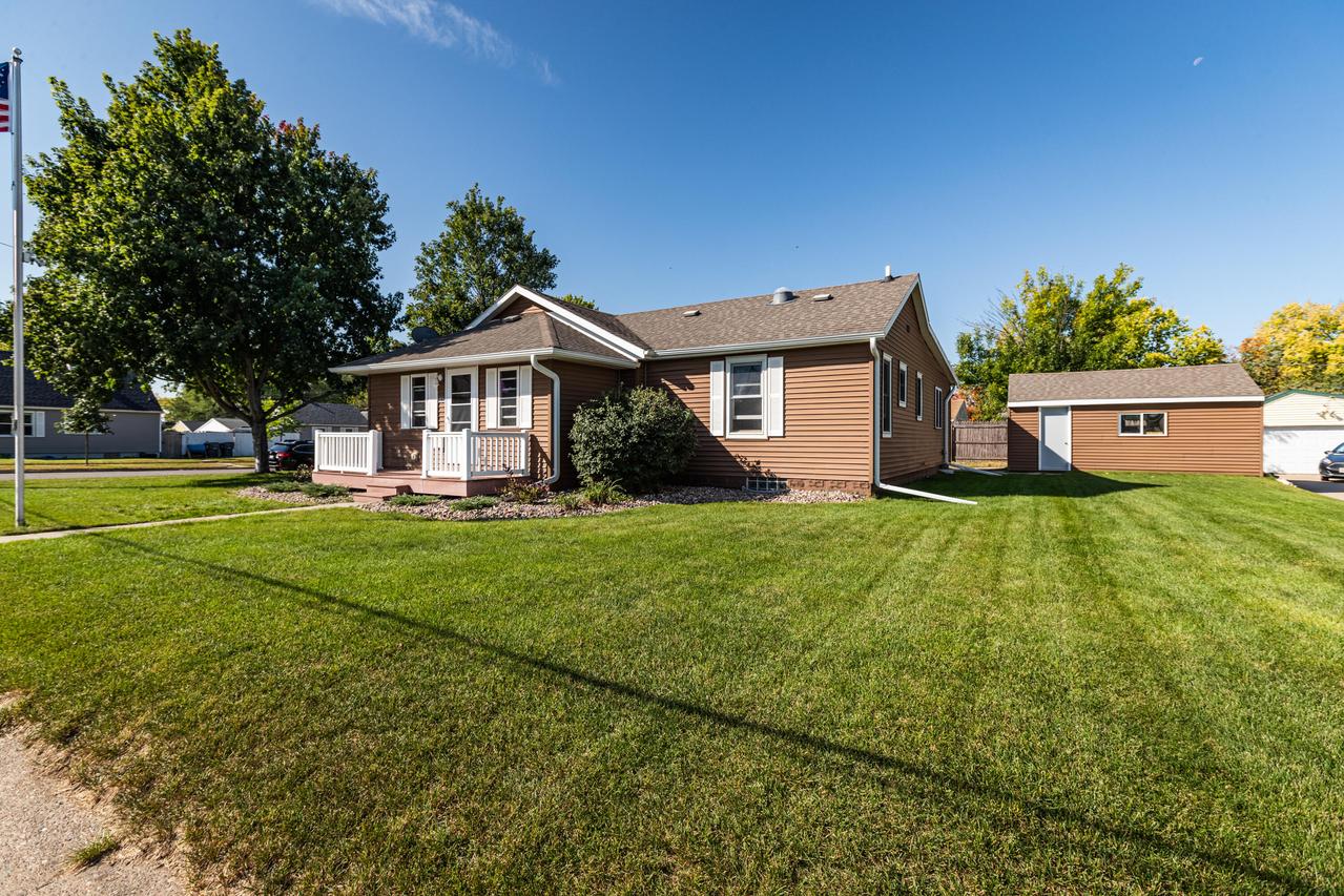 1826 21st St., La Crosse, WI 54601