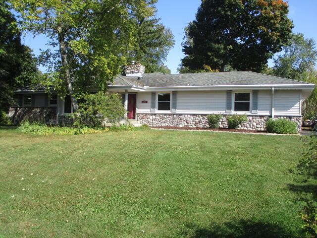 2400 Merlin Way, Brookfield, WI 53045