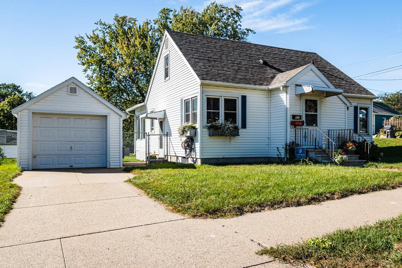 822 S Losey Blvd, La Crosse, WI 54601