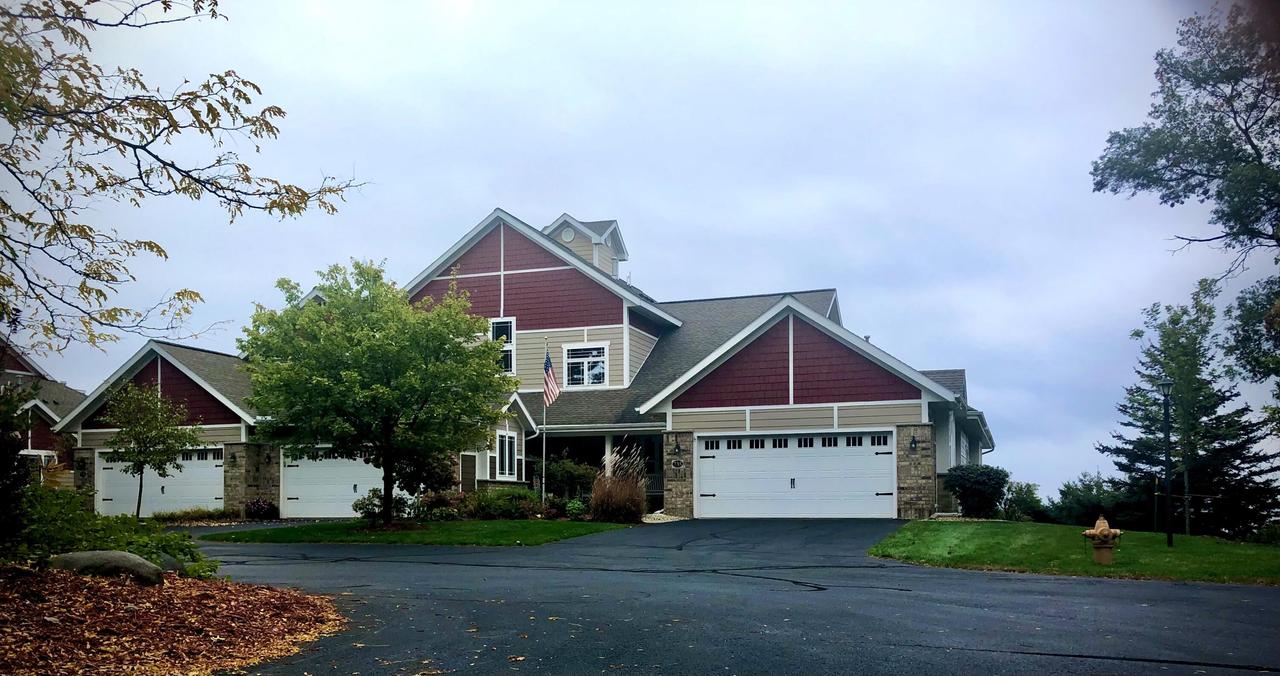 735 Harbor Ter., Marinette, WI 54143